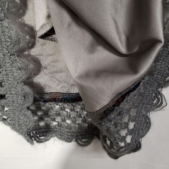 Tracy Porter Velvet Dress Sleeveless‎ 8 Grey Floral Print Crochet Trim - Picture 8 of 9